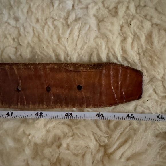 VTG Leather Bullet/Ammo Belt with brass rivets & brass removable belt buckle - Picture 5 of 14